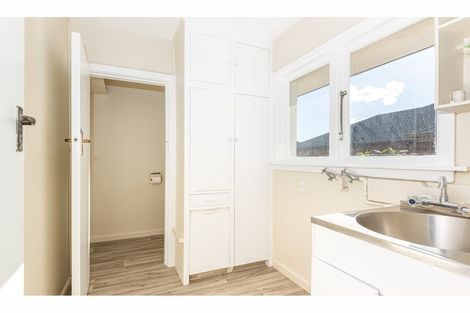 Photo of property in 106 Harris Crescent, Papanui, Christchurch, 8053