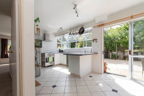 Photo of property in 51b Pleasant Road, Glen Eden, Auckland, 0602
