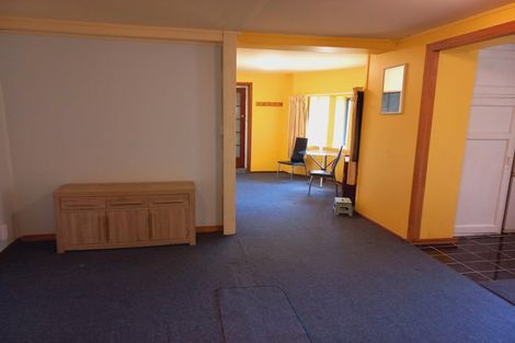 Photo of property in 9 Seaview Terrace, Northland, Wellington, 6012