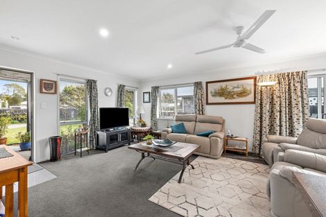 Photo of property in 17 Kagan Avenue, Mangawhai, 0505
