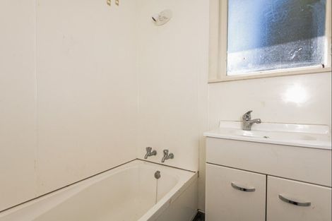Photo of property in 21 Coventry Street, Highbury, Palmerston North, 4412