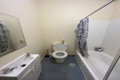 Photo of property in 5u8 Hopper Street, Mount Cook, Wellington, 6011