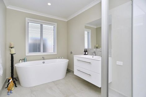 Photo of property in 24 Macphail Avenue, Rangiora, 7400