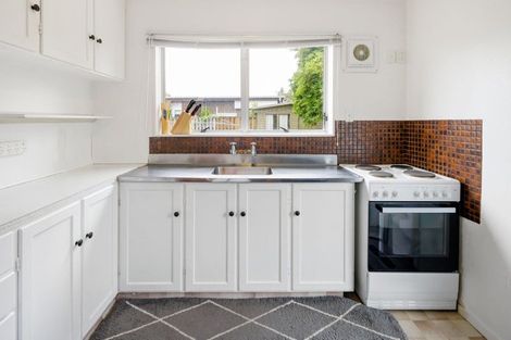 Photo of property in 50a-c Braid Road, St Andrews, Hamilton, 3200