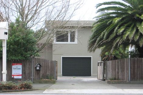 Photo of property in 291 Fitzherbert Avenue, West End, Palmerston North, 4410