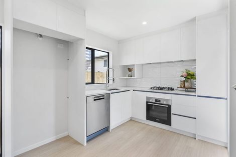 Photo of property in 451d Massey Road, Mangere East, Auckland, 2024