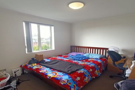 Photo of property in 71 Grove Road, Papakura, 2110