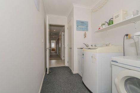 Photo of property in 10 Roseberry Place, Whitianga, 3510