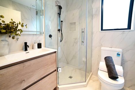 Photo of property in 25 Kiato Lane, Flat Bush, Auckland, 2019