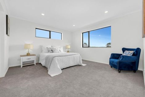Photo of property in 48 Emerald Avenue, Rosehill, 2113