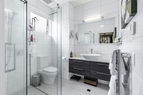 Photo of property in 52 Landmark Terrace, Orewa, 0931