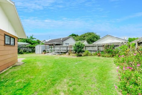 Photo of property in 14 Te Kupe Road, Paraparaumu Beach, Paraparaumu, 5032