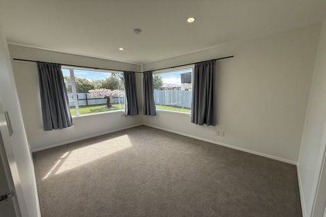 Photo of property in 13 Bowie Drive, Woodend, 7610