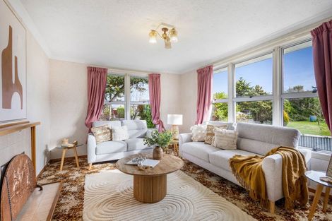 Photo of property in 18 Gregory Avenue, Islington, Christchurch, 8042