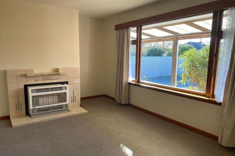 Photo of property in 11 Worthy Street, Ilam, Christchurch, 8041