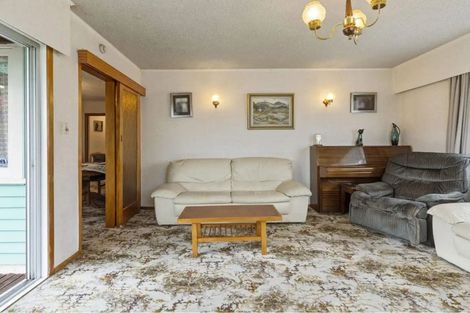 Photo of property in 20 Eddowes Street, Manurewa, Auckland, 2102