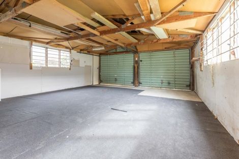 Photo of property in 48 Glenbervie Crescent, Massey, Auckland, 0614