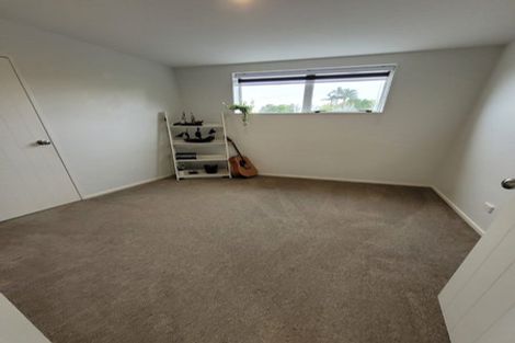 Photo of property in 114 Grand Drive, Orewa, 0931