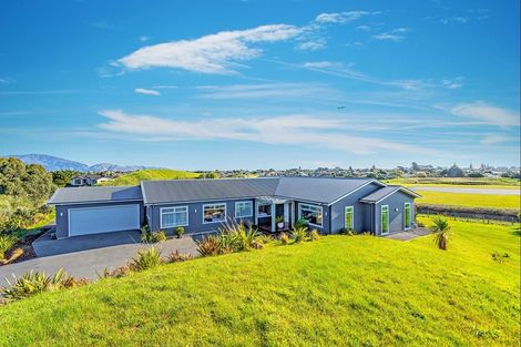 Photo of property in 184-186 Milne Drive, Paraparaumu, 5032