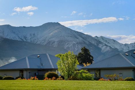 Photo of property in 31 Avalon Station Drive, Wanaka, 9305