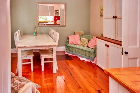 Photo of property in 8 Coutts Avenue, Paihia, 0200