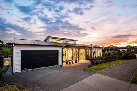 Photo of property in 5 Kelly Road, Riverhead, 0820