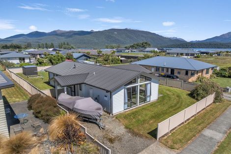 Photo of property in 105 Howden Street, Te Anau, 9600