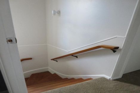 Photo of property in 292 Pakuranga Road, Pakuranga Heights, Auckland, 2010