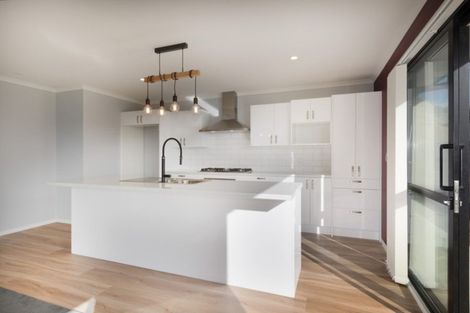 Photo of property in 12 Schooner Drive, Whitby, Porirua, 5024