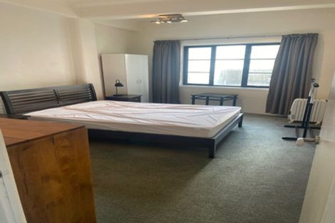 Photo of property in 1u2 Hay Street, Oriental Bay, Wellington, 6011