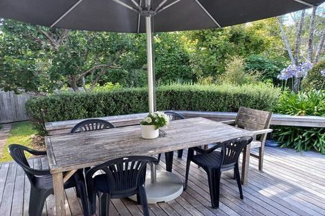 Photo of property in 11 Wilkinson Way, Browns Bay, Auckland, 0630