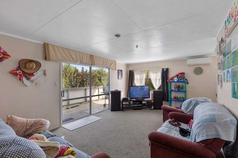 Photo of property in 17 Lewis Street, Te Kamo, Whangarei, 0112