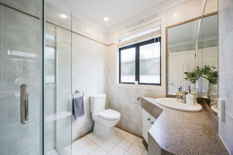 Photo of property in 1/14 Clifton Road, Hauraki, Auckland, 0622
