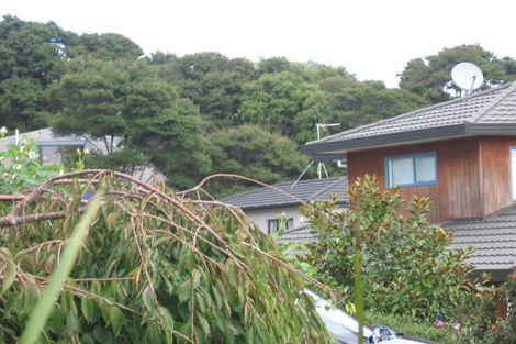 Photo of property in 37 Chamari Close, Titirangi, Auckland, 0604