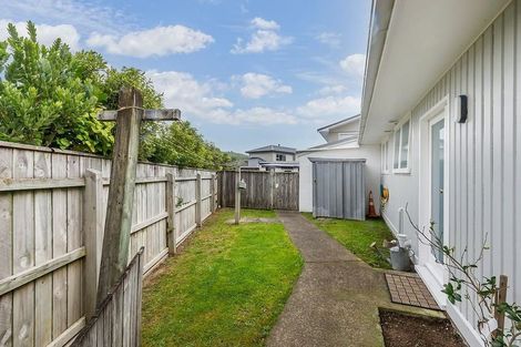 Photo of property in 22f3 Park Avenue, Titahi Bay, Porirua, 5022