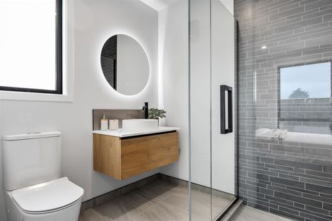 Photo of property in 18 Ellmers Street, Woodend, 7691