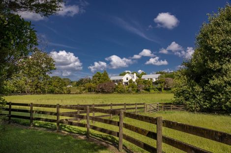 Photo of property in 102 Blackbridge Road, Dairy Flat, Albany, 0794