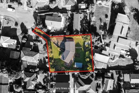 Photo of property in 11 Grimshaw Place, Henderson, Auckland, 0612