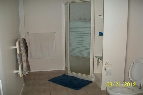 Photo of property in 9a Metric Place, Te Atatu South, Auckland, 0610