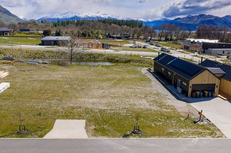 Photo of property in 4 Glenbrae Crescent, Wanaka, 9305