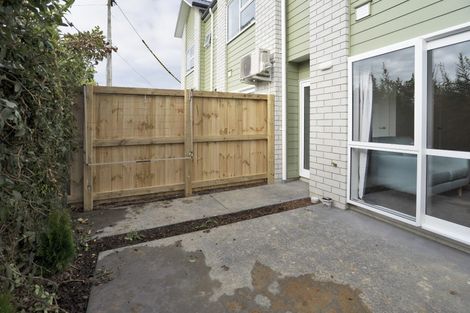 Photo of property in 16/10u Burrows Place, Frankton, Hamilton, 3204