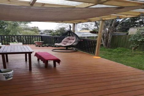 Photo of property in 14 Porter Avenue, Te Atatu South, Auckland, 0610