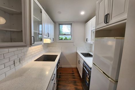 Photo of property in 31 Anne Street, Devonport, Auckland, 0624