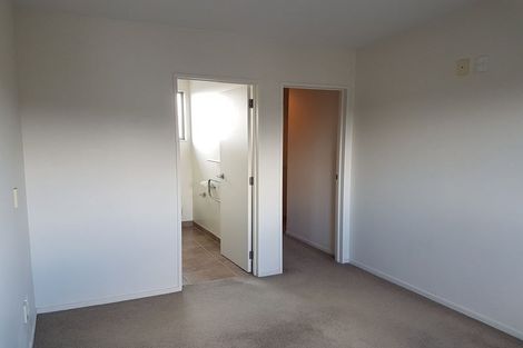 Photo of property in 6/1 Gracechurch Drive, Flat Bush, Auckland, 2016
