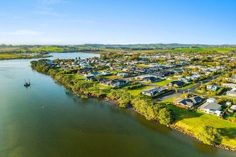 Photo of property in 3 William Gilbert Drive, Mangawhai, 0505