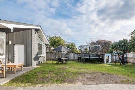 Photo of property in 74 Gray Avenue, Paraparaumu Beach, Paraparaumu, 5032