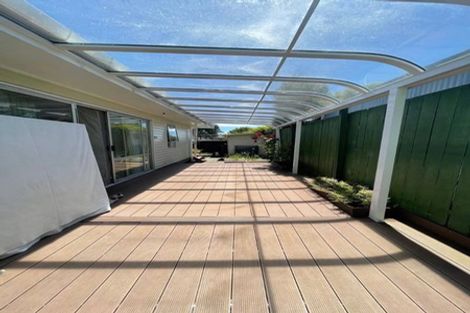 Photo of property in 53 Kaurilands Road, Titirangi, Auckland, 0604