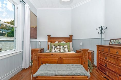 Photo of property in 2 Carnarvon Street, Gisborne, 4010