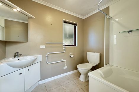 Photo of property in 7a Nebraska Way, Brooklyn, Wellington, 6021