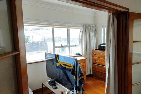 Photo of property in 94 Tiber Street, Island Bay, Wellington, 6023